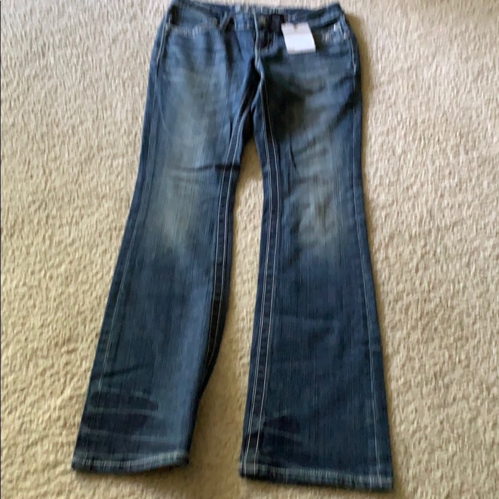Jeans - Picture 8 of 9